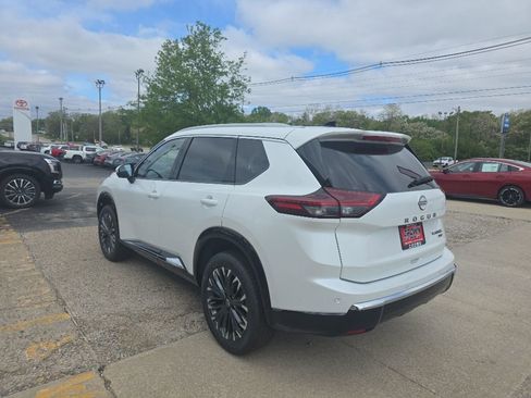 New 2026 Nissan Rogue Platinum AWD/4WD image 8