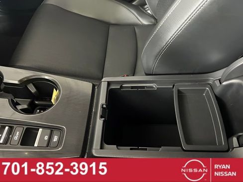 Used 2024 Honda Civic Touring image 25