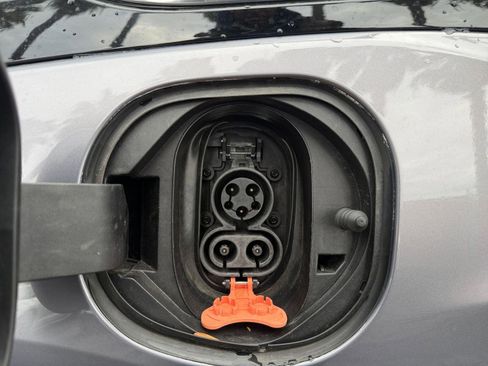 Used 2023 Chevrolet Bolt LT w/ Driver Confidence Package image 23