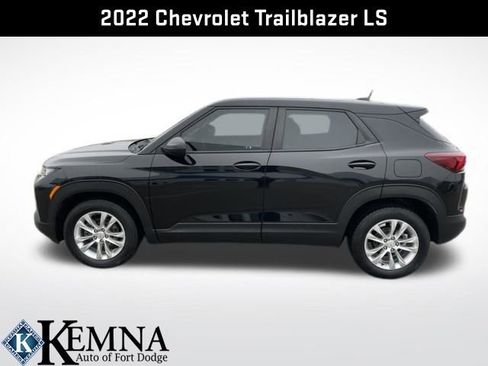 Used 2022 Chevrolet TrailBlazer LS image 7