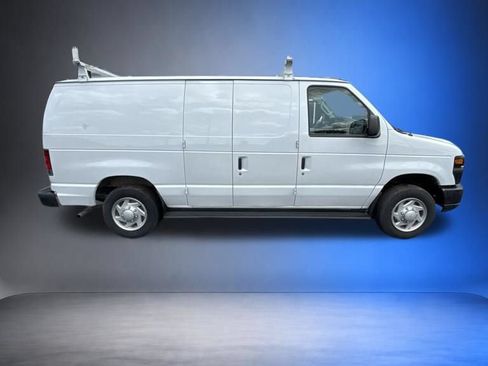 Used 2013 Ford E-150 and Econoline 150 w/ Commercial Cargo Van Pkg RWD image 4