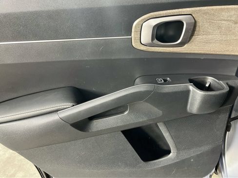 Used 2021 Kia Sorento EX w/ Panoramic Sunroof Package FWD image 31