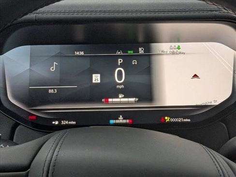 New 2025 Land Rover Range Rover Long Wheelbase SE image 15