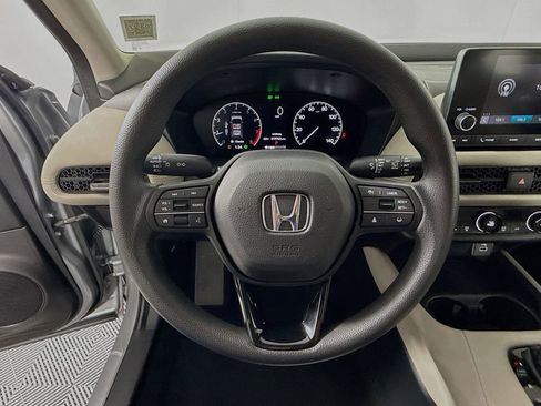 Certified 2023 Honda HR-V LX image 10