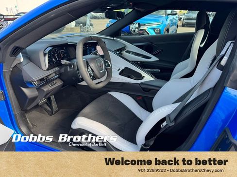 Certified 2024 Chevrolet Corvette Stingray Preferred Conv RWD image 11