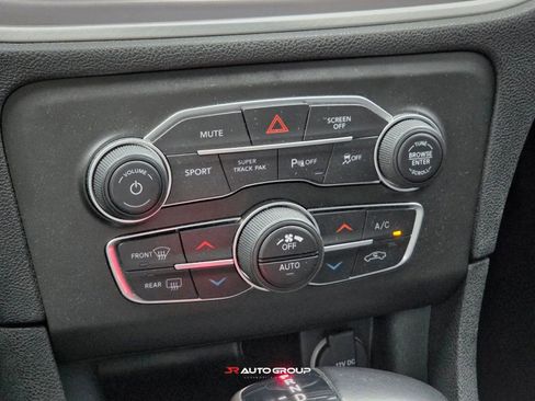 Used 2022 Dodge Charger GT image 18