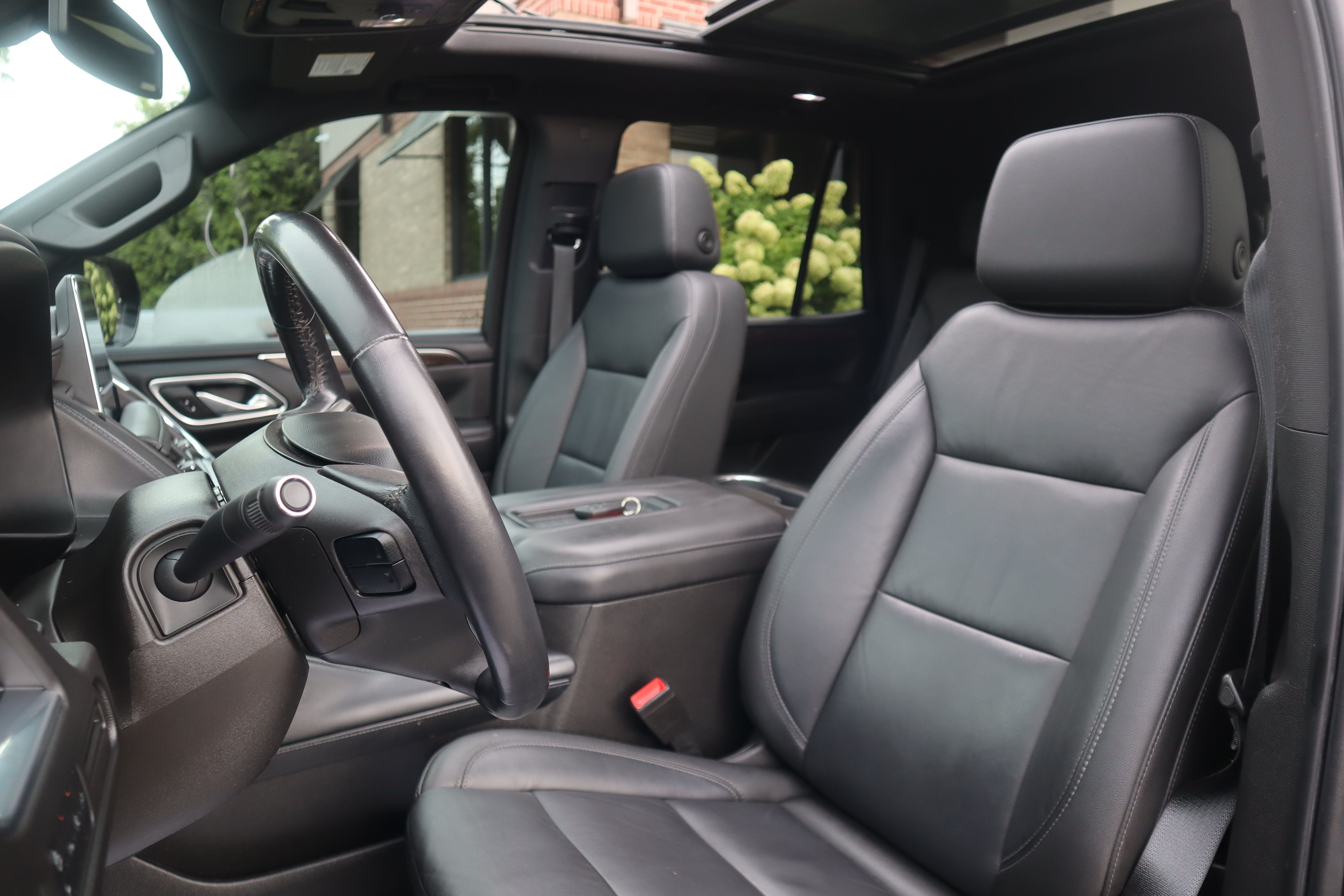 Used 2021 Chevrolet Tahoe Z71 AWD/4WD image 24
