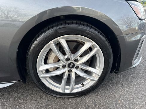 Used 2023 Audi A4 2.0T Premium w/ Convenience Package image 10