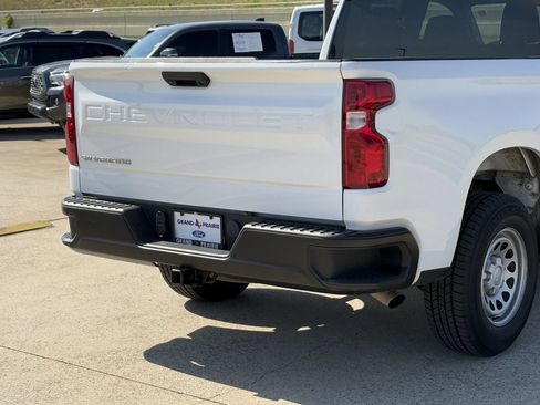 Used 2024 Chevrolet Silverado 1500 W/T w/ Trailering Package RWD image 8