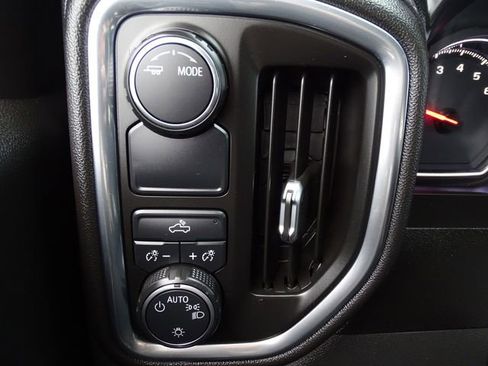 Used 2020 Chevrolet Silverado 1500 LT w/ All-Star Edition image 18