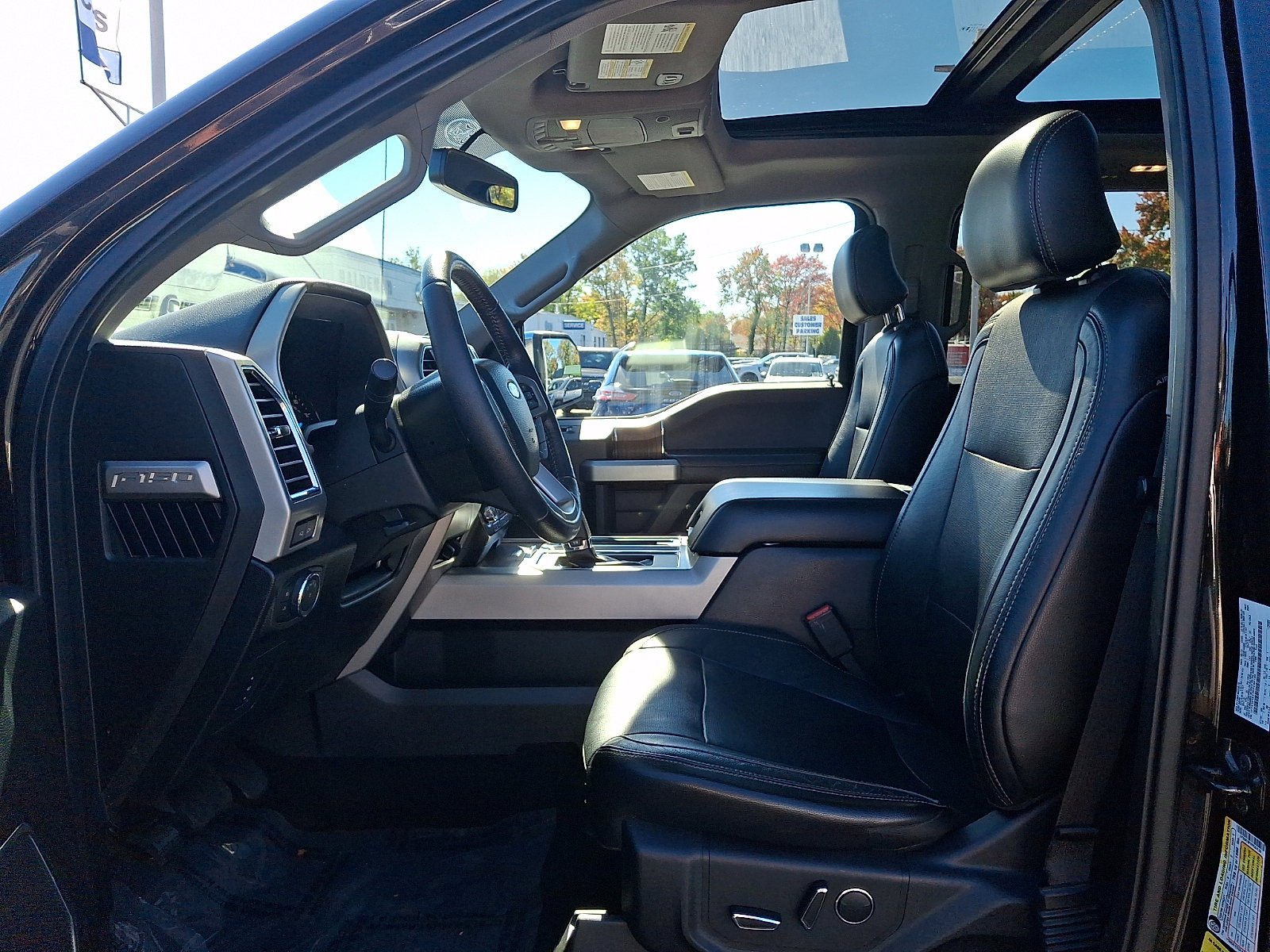 Used 2015 Ford F150 Lariat AWD/4WD image 14
