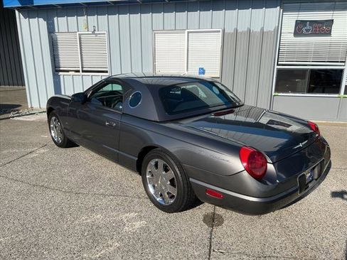 Used 2003 Ford Thunderbird image 3