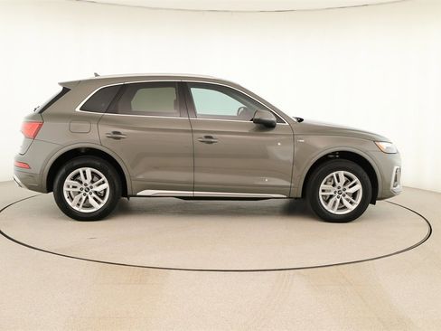 Certified 2023 Audi Q5 2.0T Premium w/ Convenience Package image 8