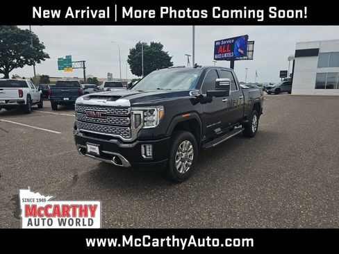 Used 2023 GMC Sierra 3500 Denali AWD/4WD image 3