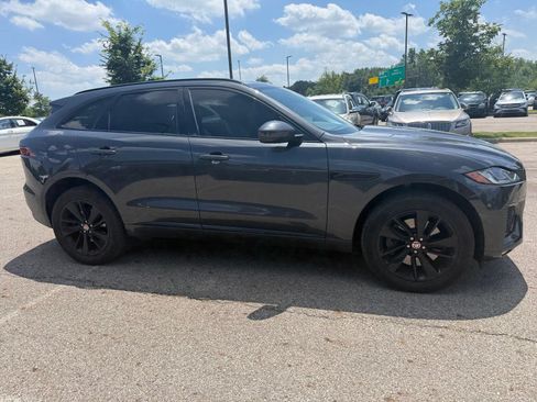 Used 2023 Jaguar F-PACE R-Dynamic S AWD/4WD image 4