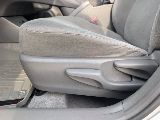 Used 2010 Toyota Prius Two FWD image 19