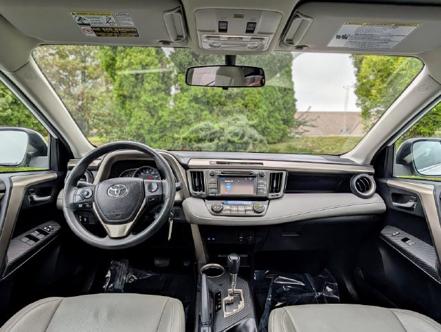 Used 2015 Toyota RAV4 XLE FWD image 12