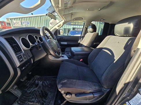 Used 2011 Toyota Tundra 4x4 Double Cab image 15