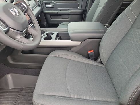 New 2026 RAM 2500 Big Horn AWD/4WD image 21