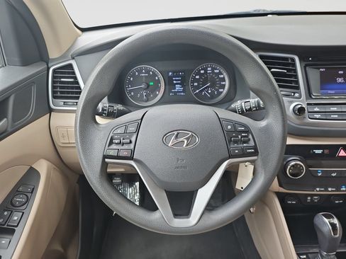 Used 2017 Hyundai Tucson SE w/ SE Popular Package 02 FWD image 42