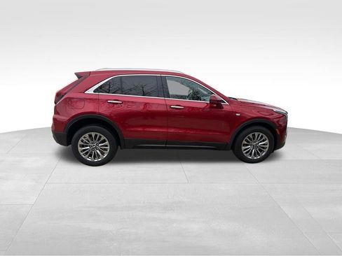 Used 2024 Cadillac XT4 Premium Luxury AWD/4WD image 11