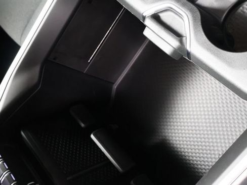 New 2026 RAM 1500 4x4 Crew Cab image 22