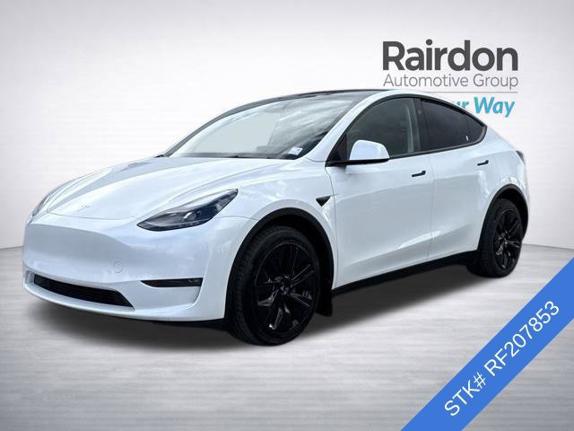 Used 2024 Tesla Model Y Long Range AWD/4WD image 3