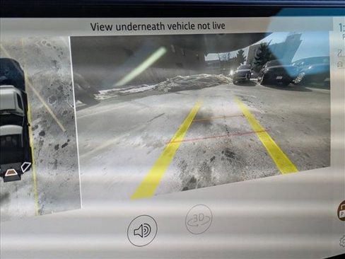 Used 2023 Land Rover Defender 90 V8 image 12