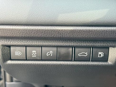 Used 2026 Toyota Camry XSE FWD image 19