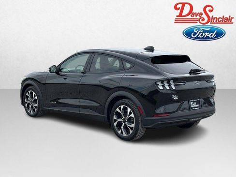 Used 2025 Ford Mustang Mach-E Select w/ Comfort Package Lite AWD/4WD image 9