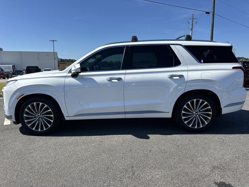 Used 2024 Hyundai Palisade Calligraphy FWD image 9