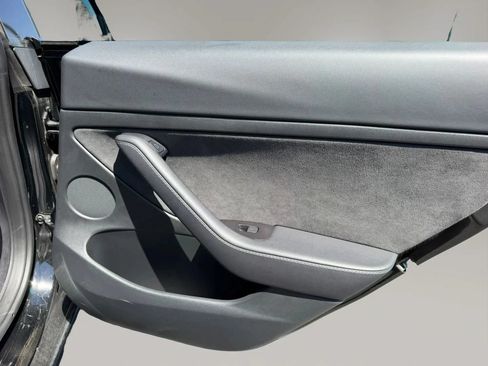 Used 2022 Tesla Model 3 RWD image 17