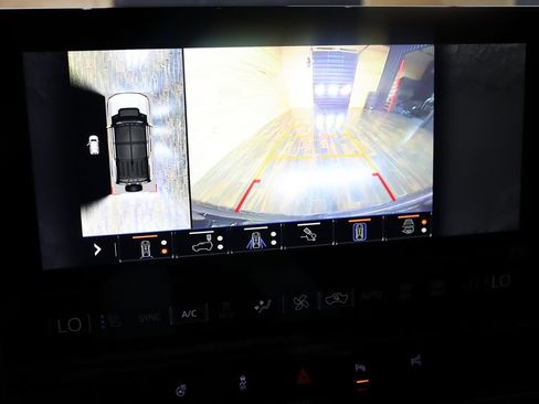 Used 2025 GMC Hummer EV 2X AWD/4WD image 64