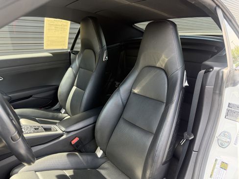 Certified 2014 Porsche 911 Carrera RWD image 5