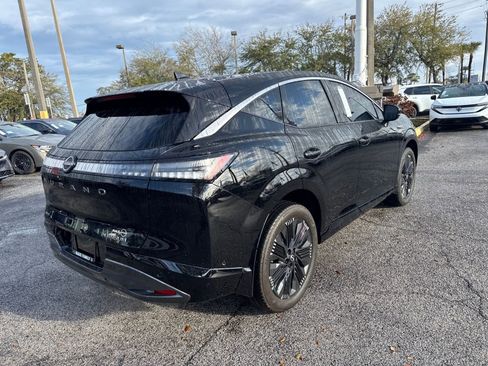 Certified 2025 Nissan Murano Platinum w/ Cargo Package image 5