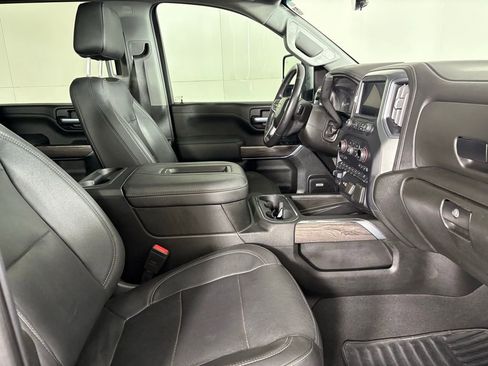 Used 2021 Chevrolet Silverado 3500 LTZ w/ LTZ Premium Package image 15