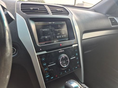 Used 2014 Ford Explorer Sport w/ Equipment Group 401A AWD/4WD image 11