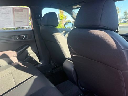 Used 2023 Honda Civic Sport image 34