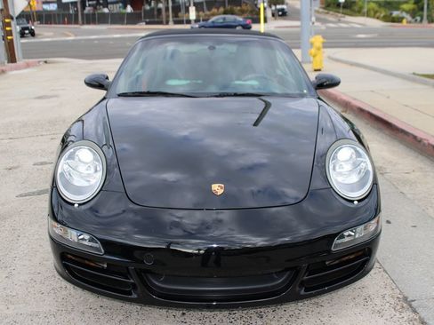 Used 2006 Porsche 911 Carrera RWD image 9