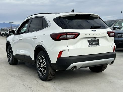 New 2025 Ford Escape SE w/ PHEV Premium Package image 4