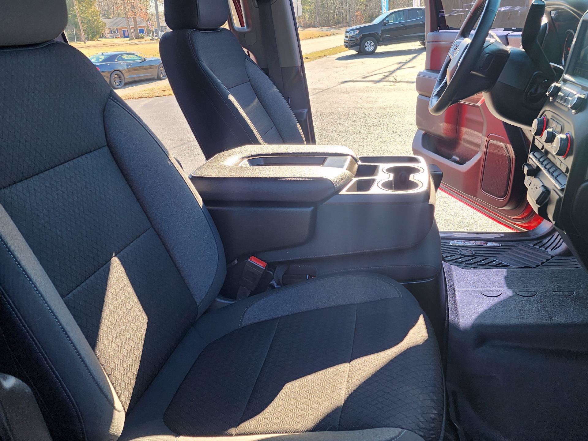 Used 2021 Chevrolet Silverado 1500 RST AWD/4WD image 11