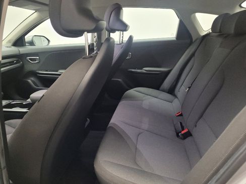 Used 2025 Kia K4 FWD image 18