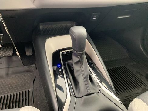 Used 2023 Toyota Corolla LE image 24