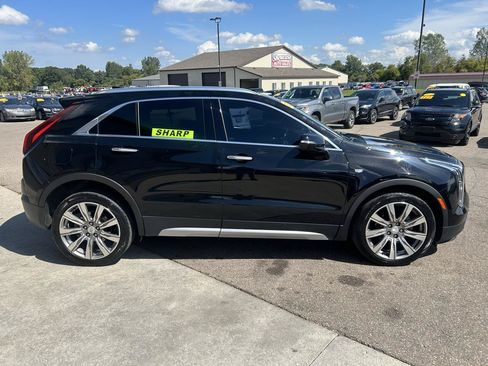 Used 2021 Cadillac XT4 Premium Luxury w/ Sun And Sound Package AWD/4WD image 4