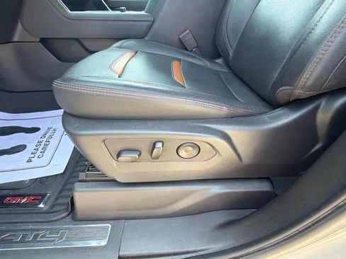 Certified 2025 GMC Sierra 2500 AT4 w/ AT4 Preferred Package AWD/4WD image 14