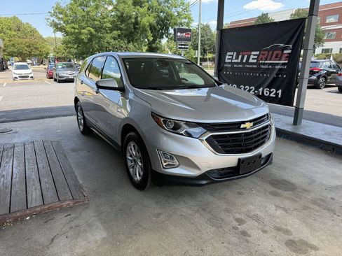Used 2020 Chevrolet Equinox LT AWD/4WD image 3