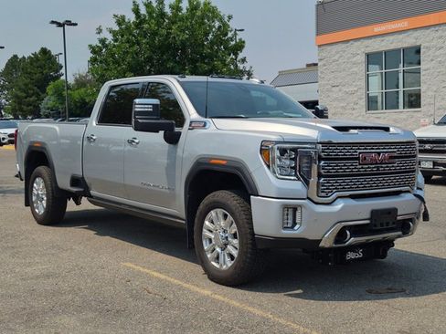 Used 2023 GMC Sierra 2500 Denali w/ Denali Ultimate Package AWD/4WD image 3