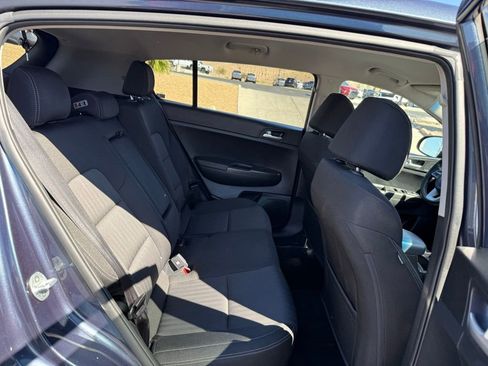 Used 2020 Kia Sportage LX image 14