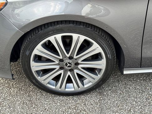 Used 2018 Mercedes-Benz CLA 250 image 11