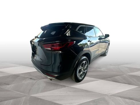 Used 2025 Chevrolet Blazer LT AWD/4WD image 8